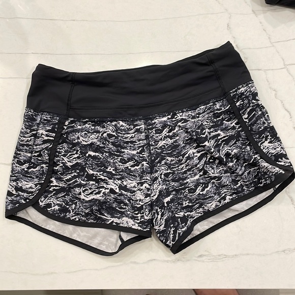 lululemon athletica Pants - Lululemon speed up shorts